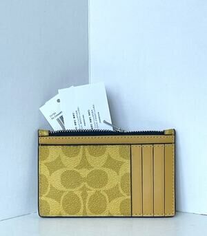 Coach CV764 Canary Signature Canvas Zip Card Case